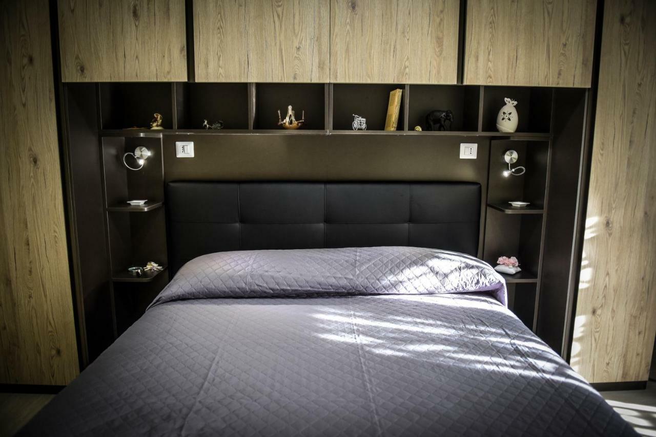 Le Fontane Del Re Bed & Breakfast Caserta Exterior photo
